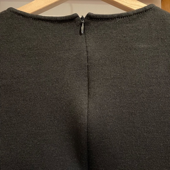 St. John SZ 6 Black Peplum 3/4 Length Sleeve Top! - Picture 5 of 14